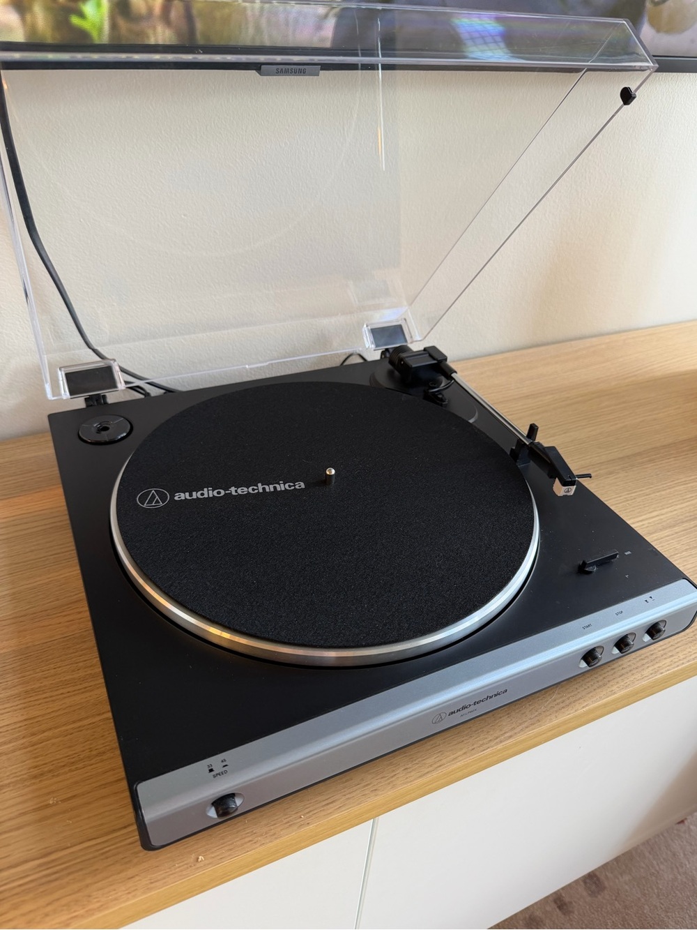 Audio Technica Turntable